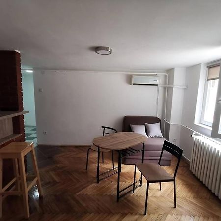 Nov Apartman U Mirnoj Ulici U Centru Beograda Belgrado Exterior foto