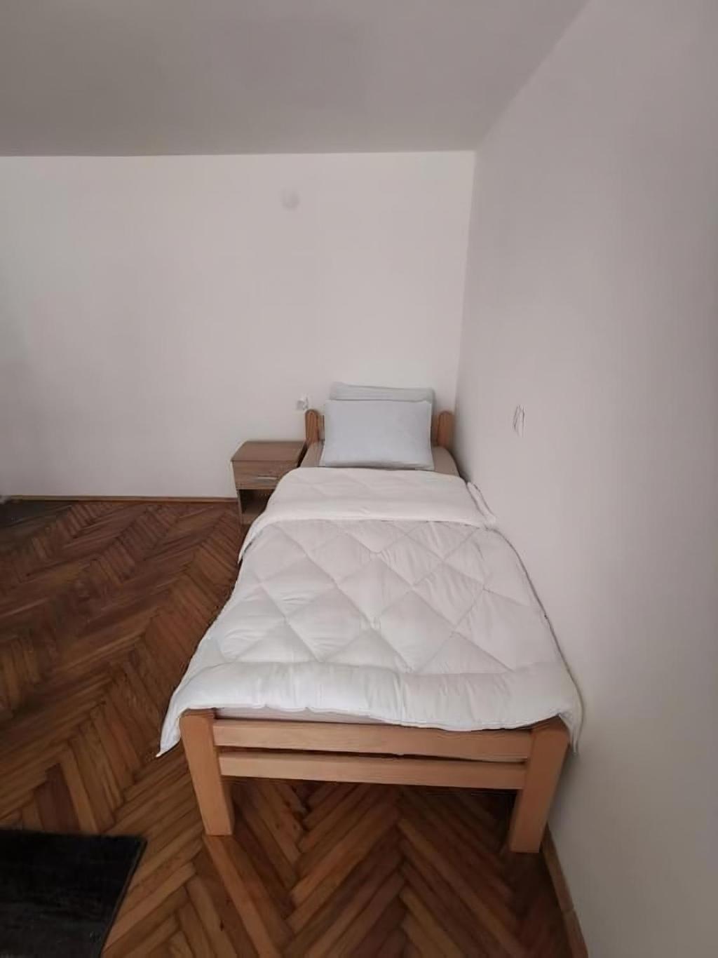 Nov Apartman U Mirnoj Ulici U Centru Beograda Belgrado Exterior foto